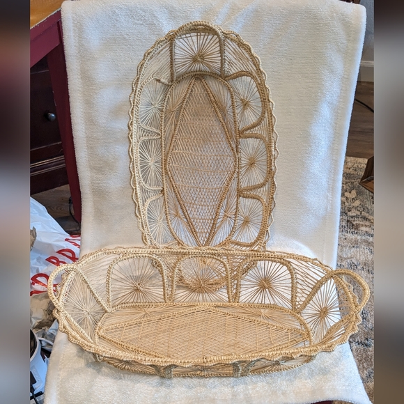 Handwoven baskets - Picture 4 of 5